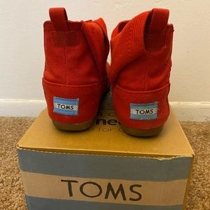 TOMS wrap boots